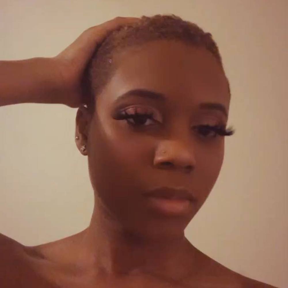Meet your Posher, Jasmine
